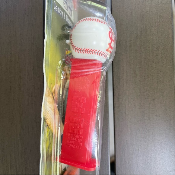 ⚡️FINAL PRICE⚡️NIB VINTAGE MLB ST. LOUIS CARDINALS PEZ DISPENSER WITH CANDY!! - Picture 6 of 9